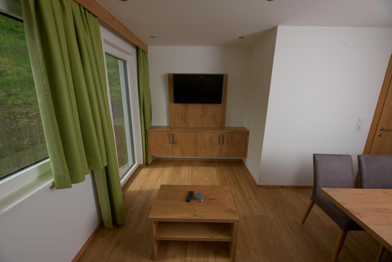 Mounira Ladis Apartment Exterior photo